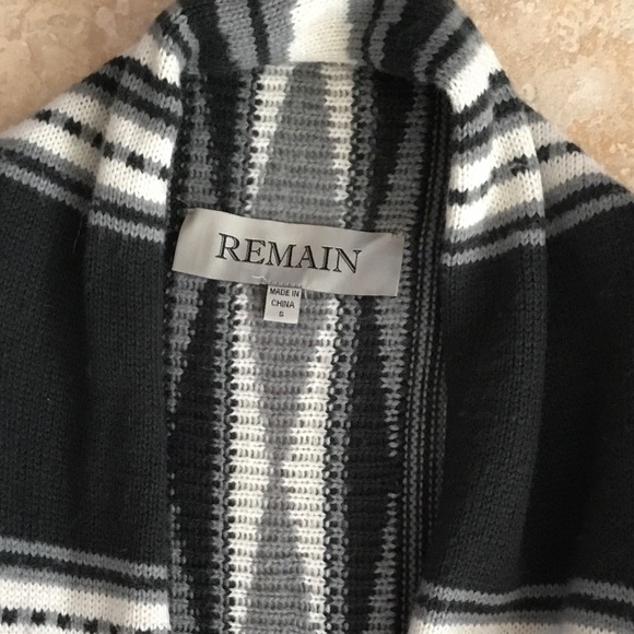 Remain Aztec Print Long open cardigan sweater | Size Small - Picture 4 of 6